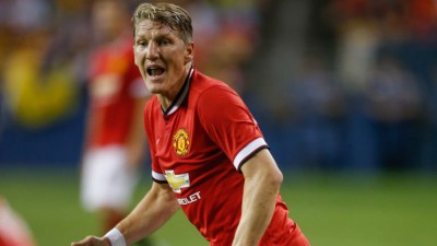 bastian-schweinsteiger-manchester-united-football_3326624