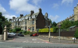 Town Houses in Murrayfield Gardens, source: Thomas Nugent via Geograph
